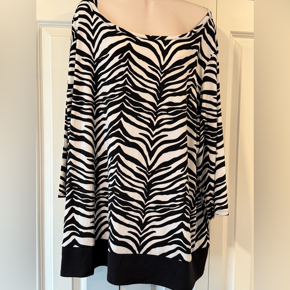 Jaclyn Smith black white tunic blouse 3X NEW  career autumn